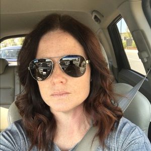 Meet your Posher, Julie